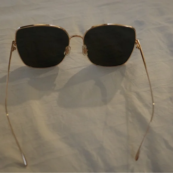Gentle Monster Diane 02 Black and Gold Sunglasses - Picture 6 of 11